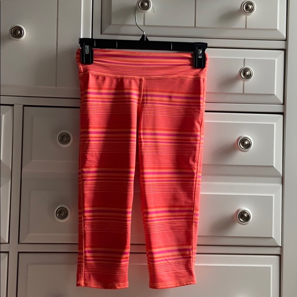 Girls Orange Kyodan Capris Size 10/12